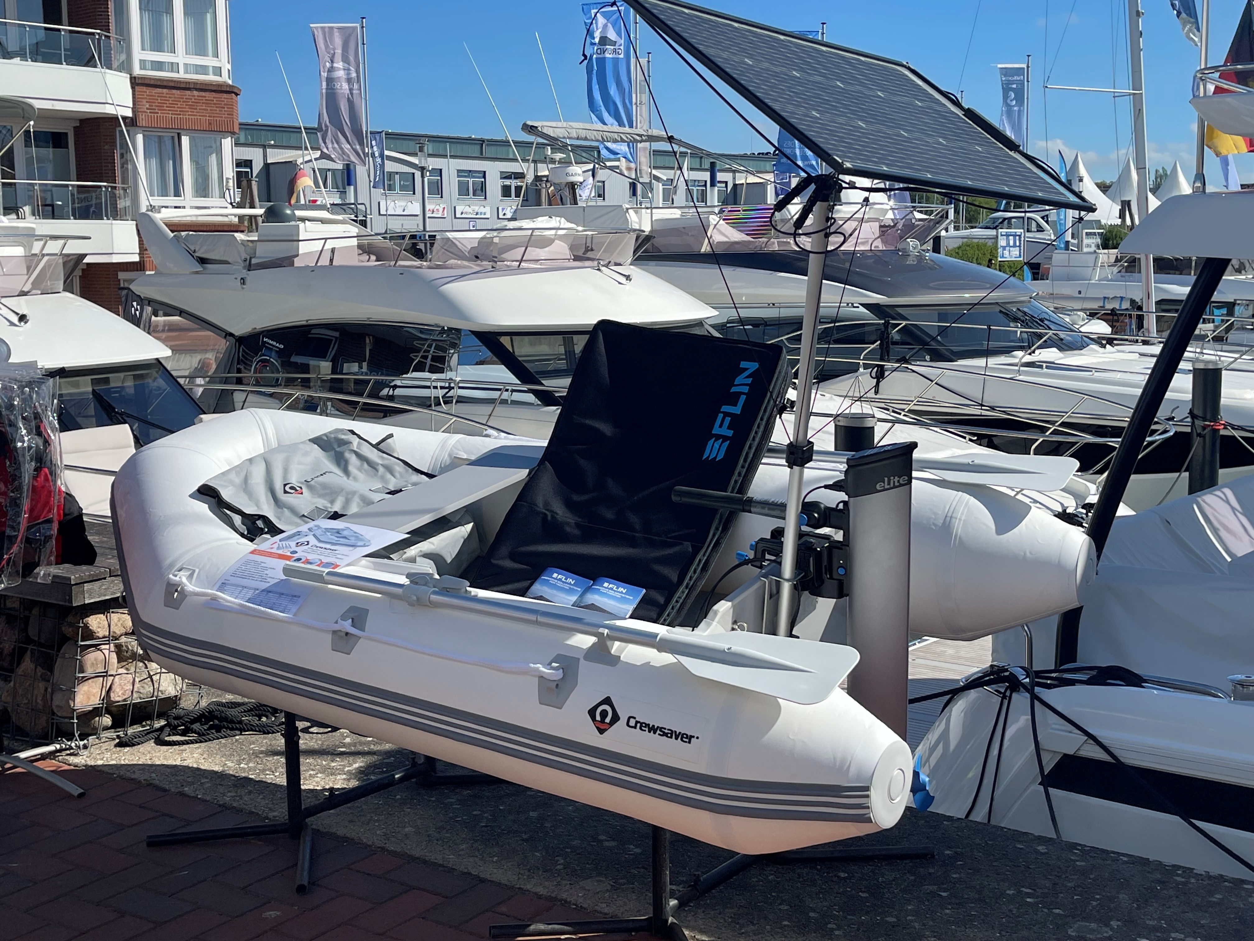 Crewsaver Air Deck 260 Paket mit ePropulsion eLite & FLINdinghy 100 W
