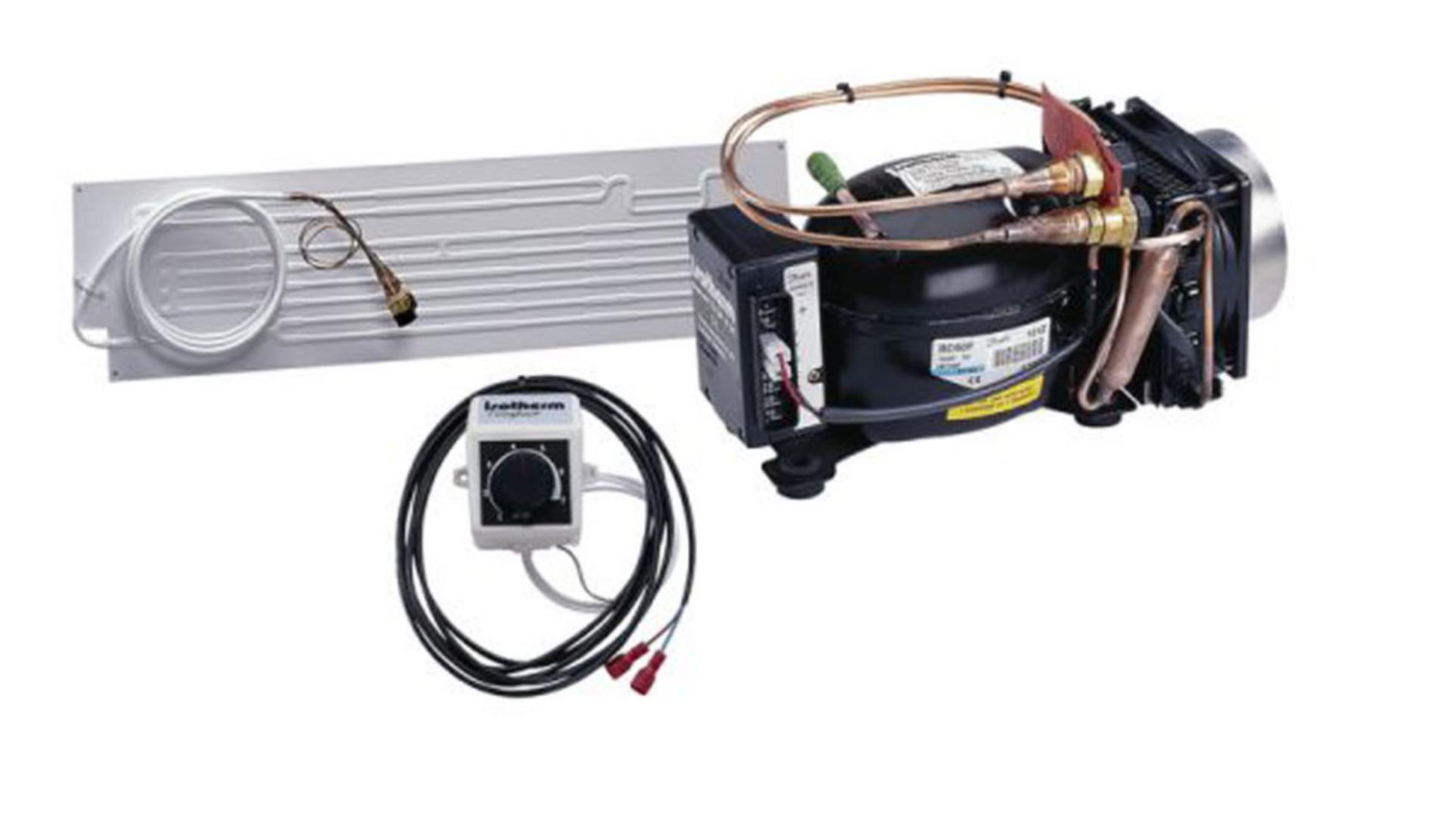 Indel Webasto Classic BD50F & 2013K (1370 x 300 mm) für max. 400 ltr. 