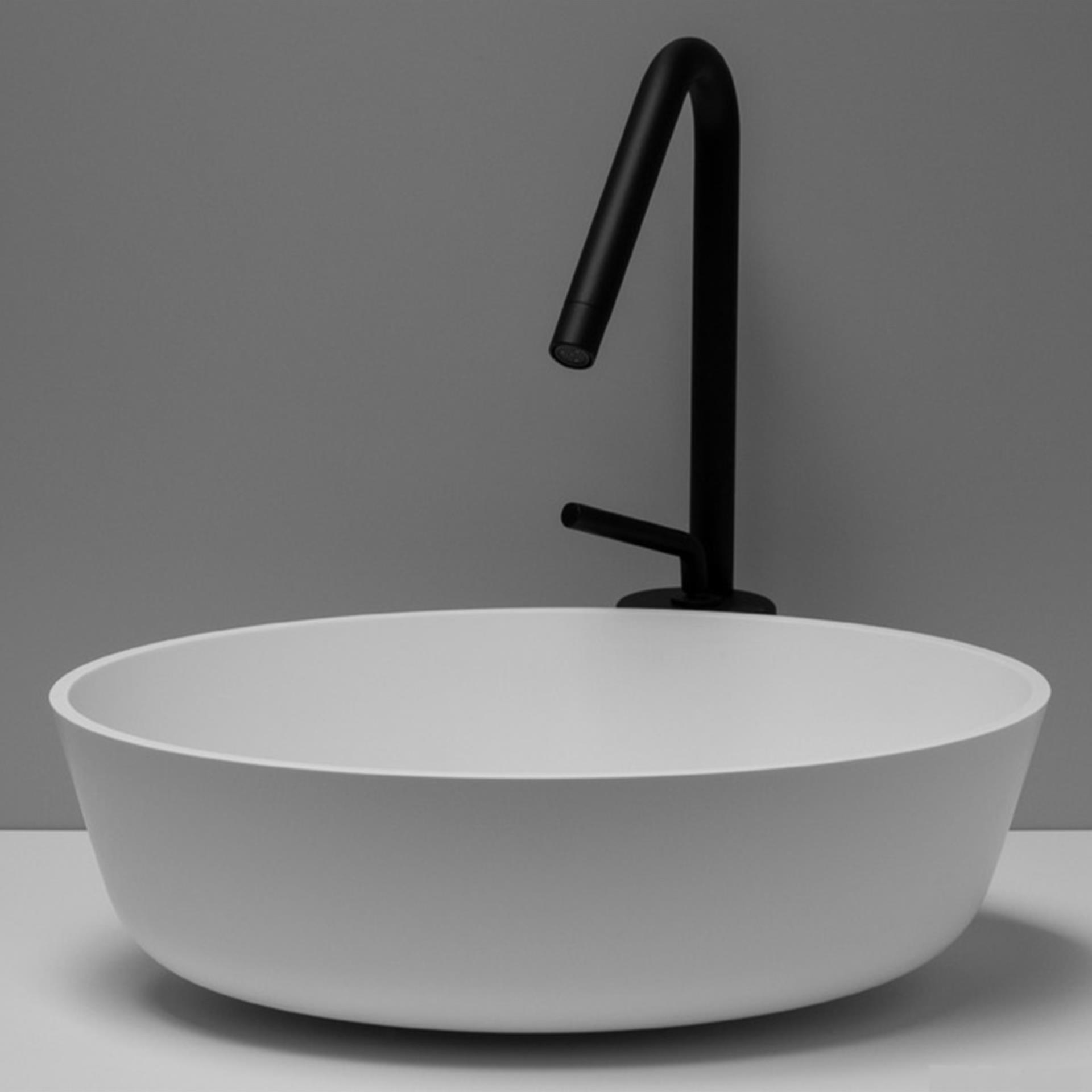 Osculati Aufsetzbares Waschbecken weiss, oval 350 x 260 mm Osculati Aufsetzbares Waschbecken weiss, oval 350 x 260 mm