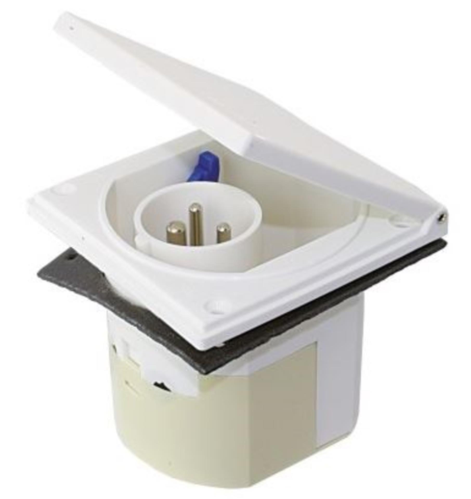 CEE Norm CEE Einbaudose, weiß (quadratisch)