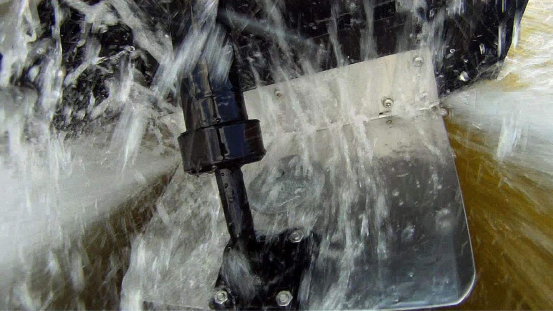 Mente Vollautomatische Trimmklappensteuerung Mente ACS Roll & Pitch Mente Vollautomatische Trimmklappensteuerung Mente ACS Roll & Pitch