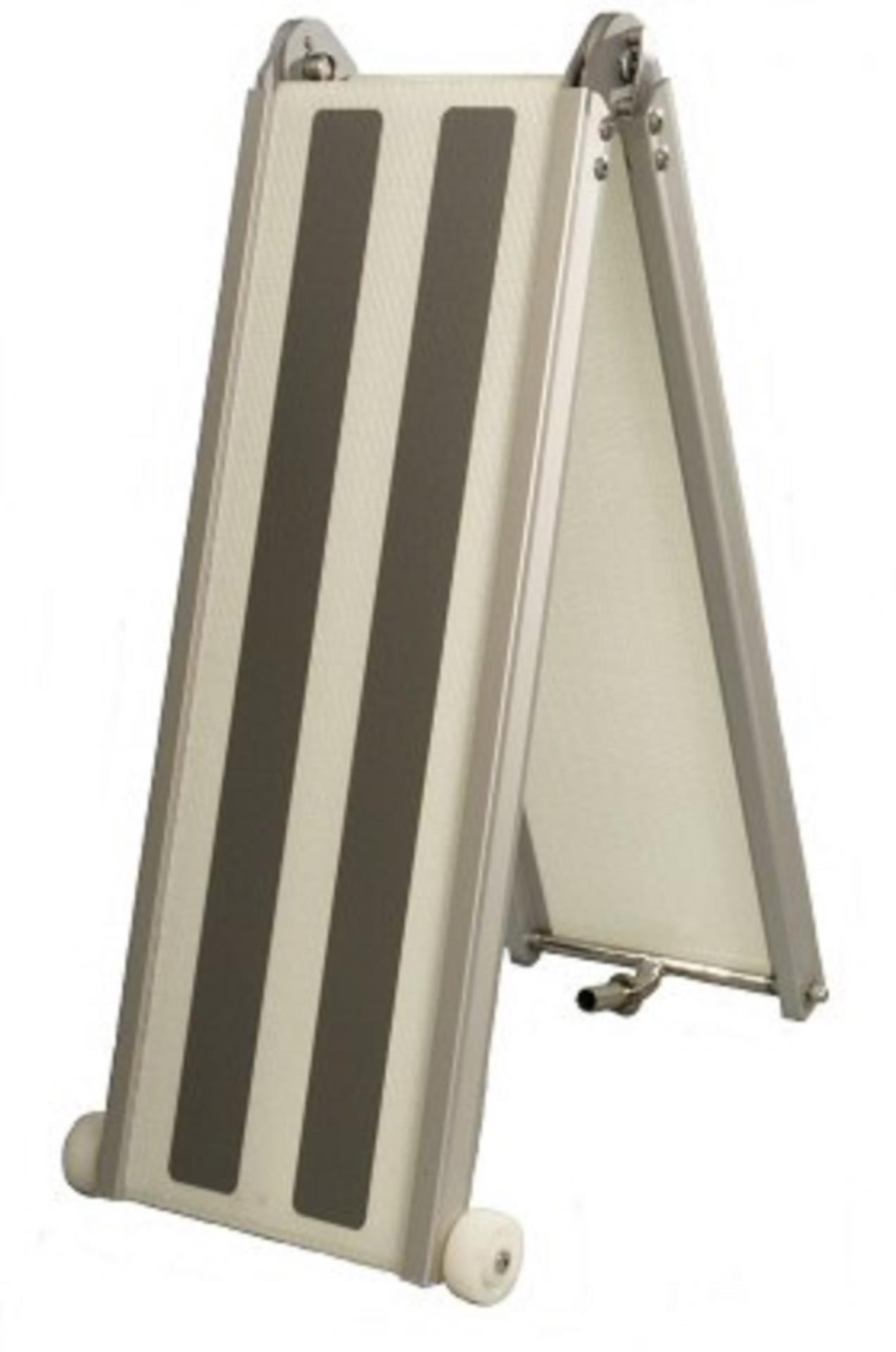 Interra engineering Leichtbaugangway klappbar, 2,05 Meter Interra engineering Leichtbaugangway klappbar, 2,05 Meter