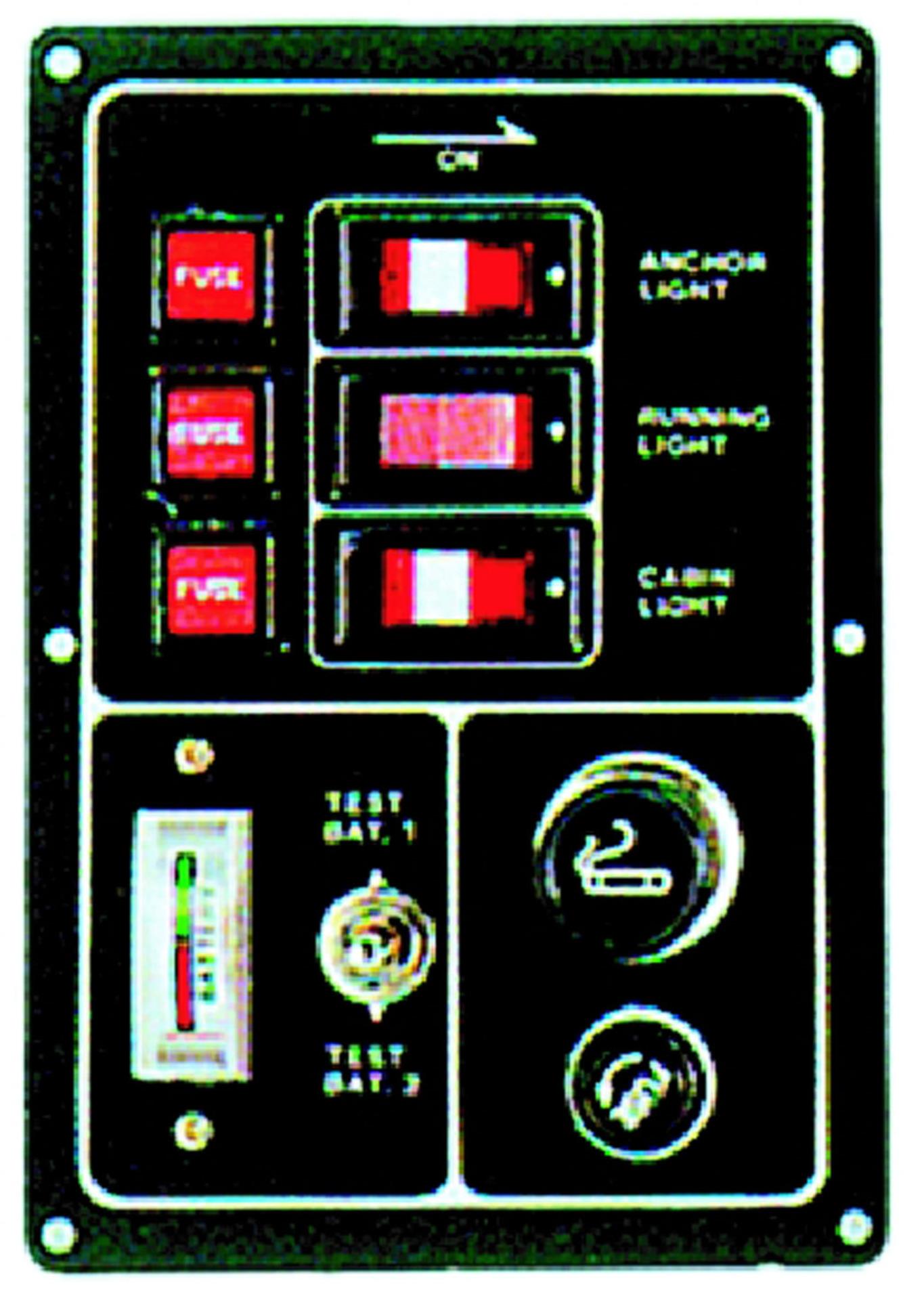 Lindemann 3er Schalttafel mit Zigarettenanzünder