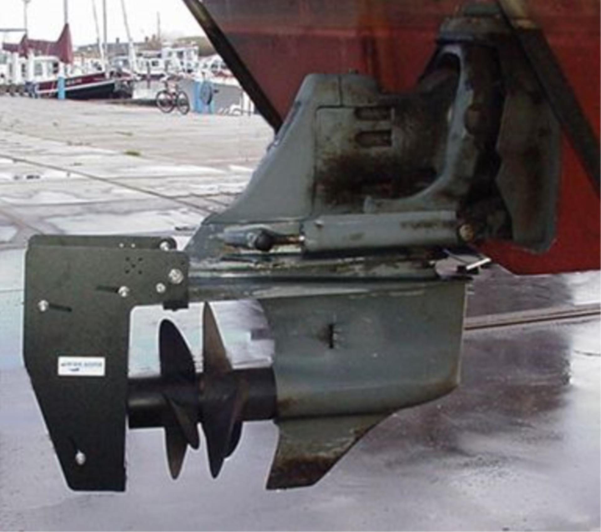 Course Keeper für Außenborder & Z-Antriebe für Boote bis 4,5 m Course Keeper für Außenborder & Z-Antriebe für Boote bis 4,5 m