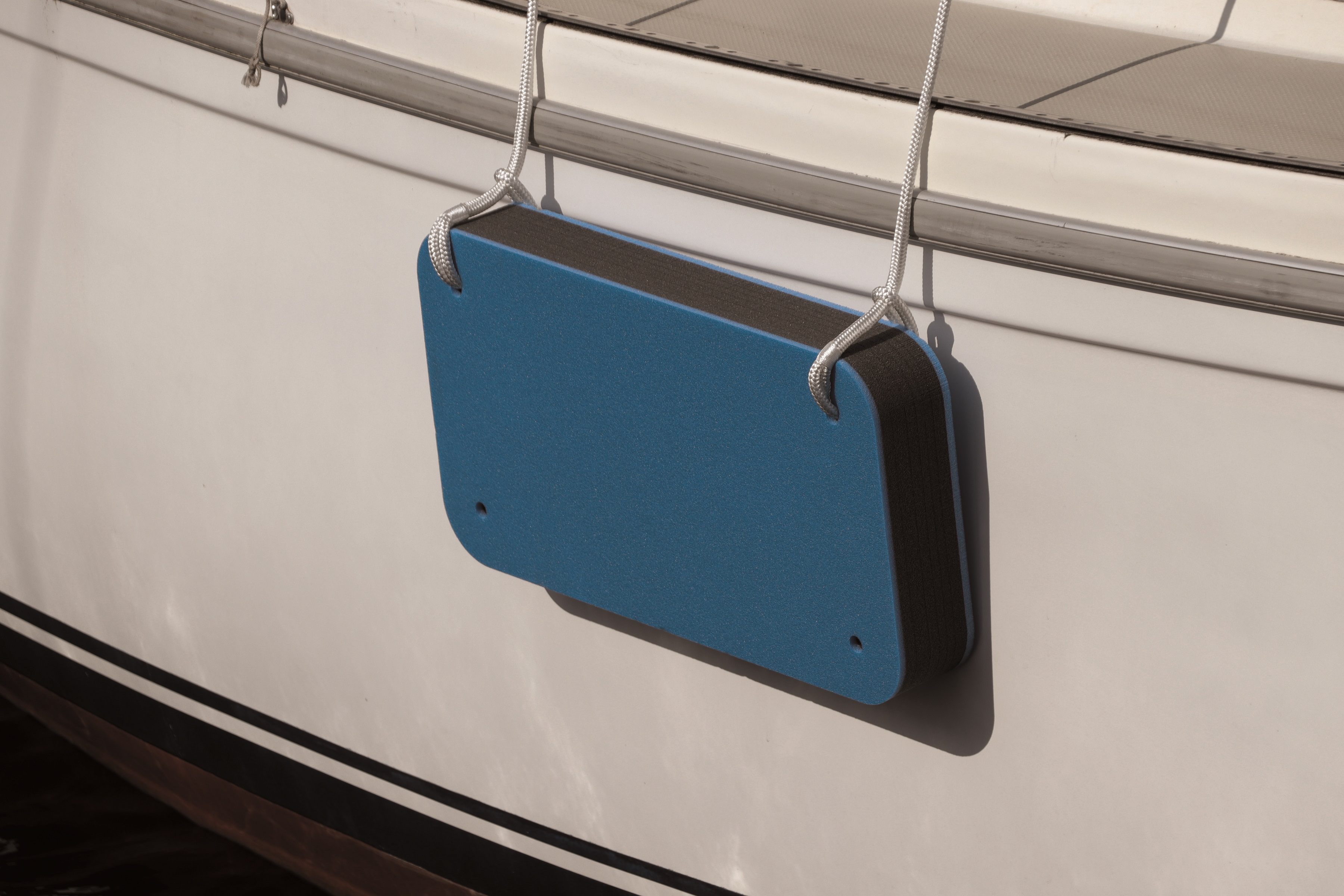 Navyline Plattenfender, 412 x 212 x 57 mm