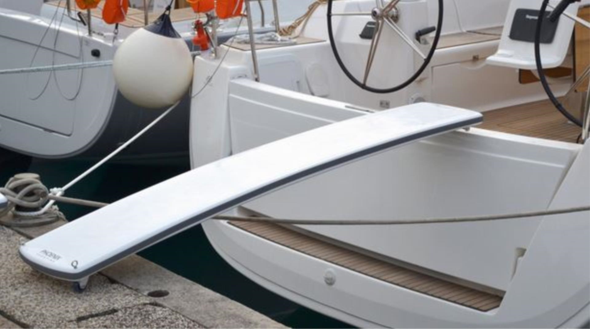 Plastimo Gangway Fiberglass Carbon, fest (2,20 Meter)