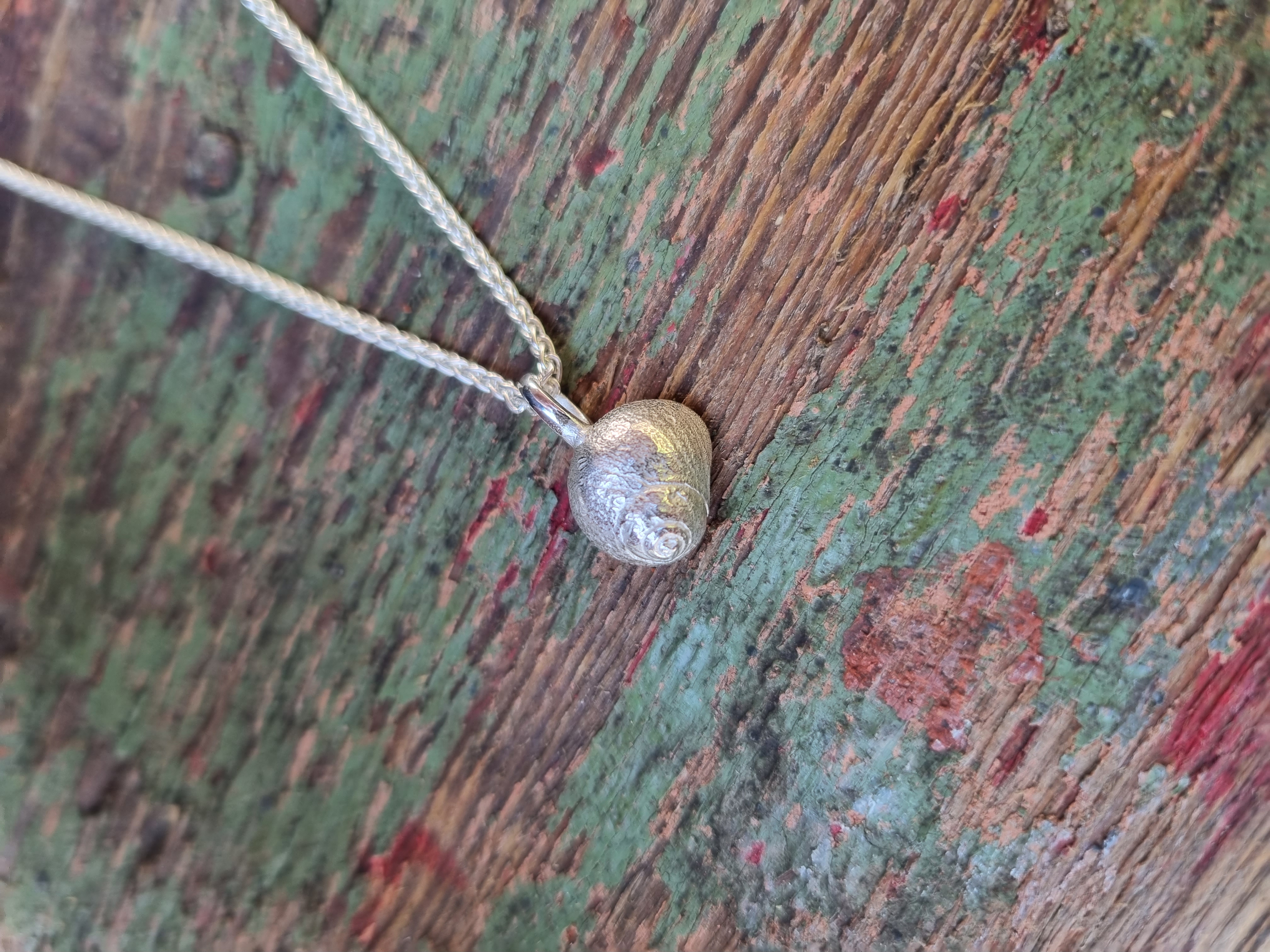 WattenLiebe Strandschnecke Kettenanhänger, Gewicht 3,5gr, Größe 17mm