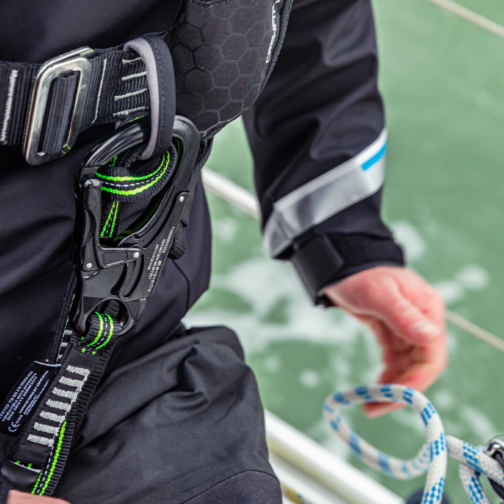 Crewsaver Lifeleine 2 Meter / 2 Karabiner elastisch Crewsaver Lifeleine 2 Meter / 2 Karabiner elastisch