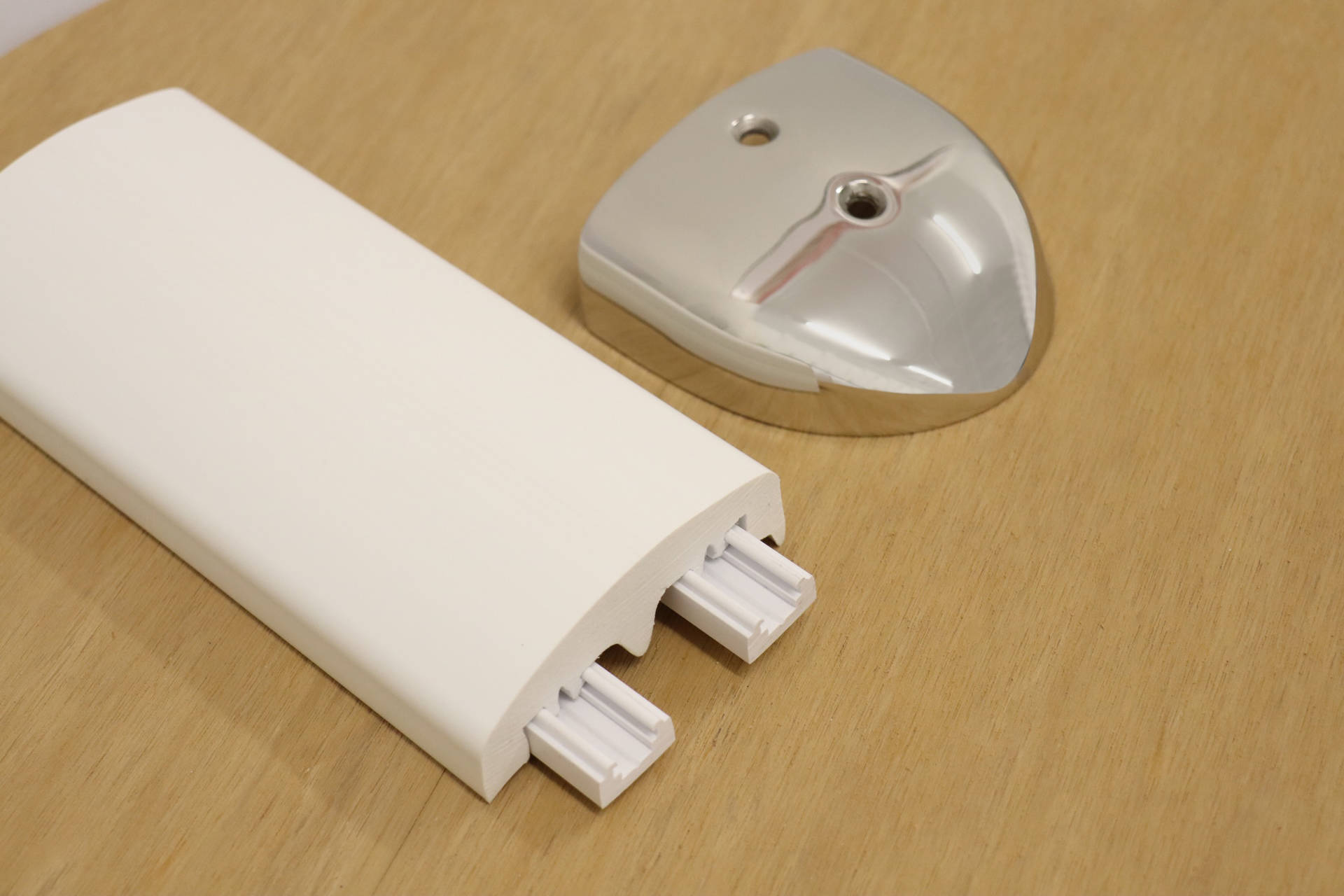 Wilks Scheuerleiste Click 80 mm weiß