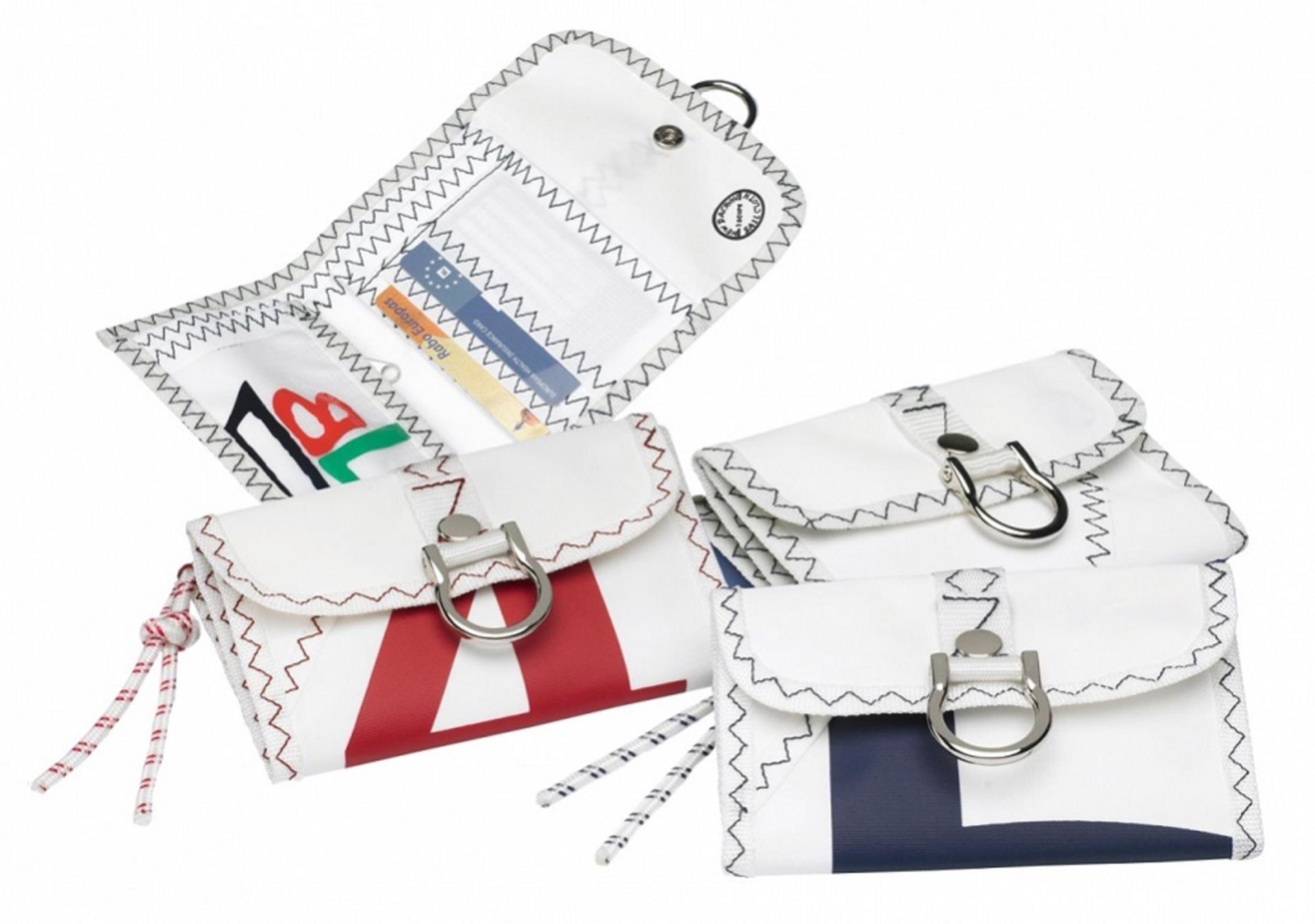 Portmonaie Wallet weiß/ marineblau