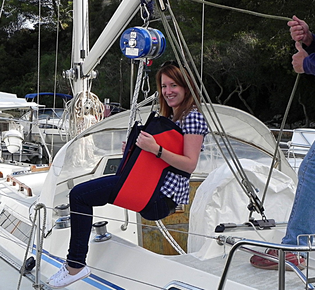 SWI-TEC Hebehilfe für Rollstuhlfahrer