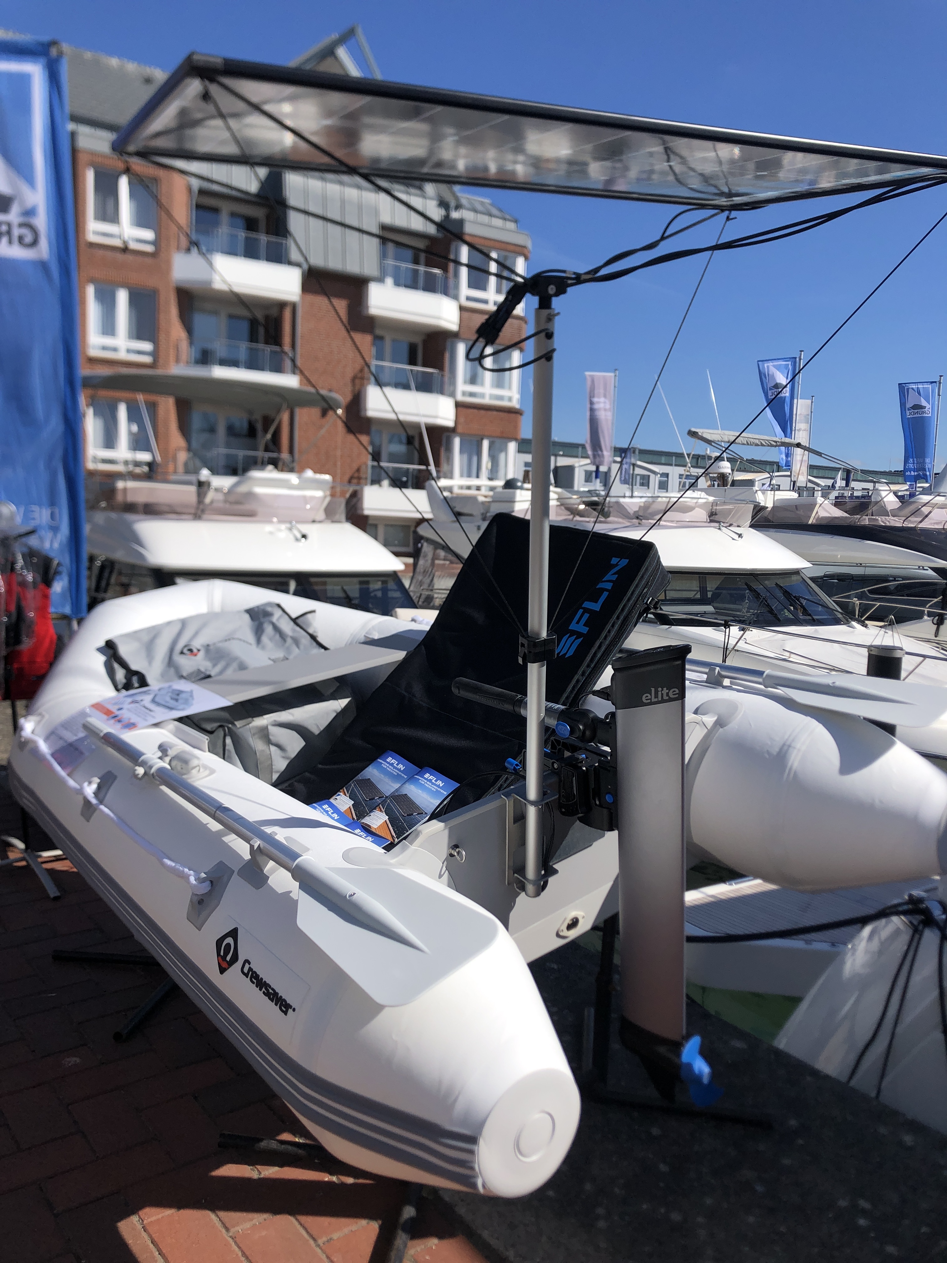 Crewsaver Air Deck 260 Paket mit ePropulsion eLite & FLINdinghy 100 W