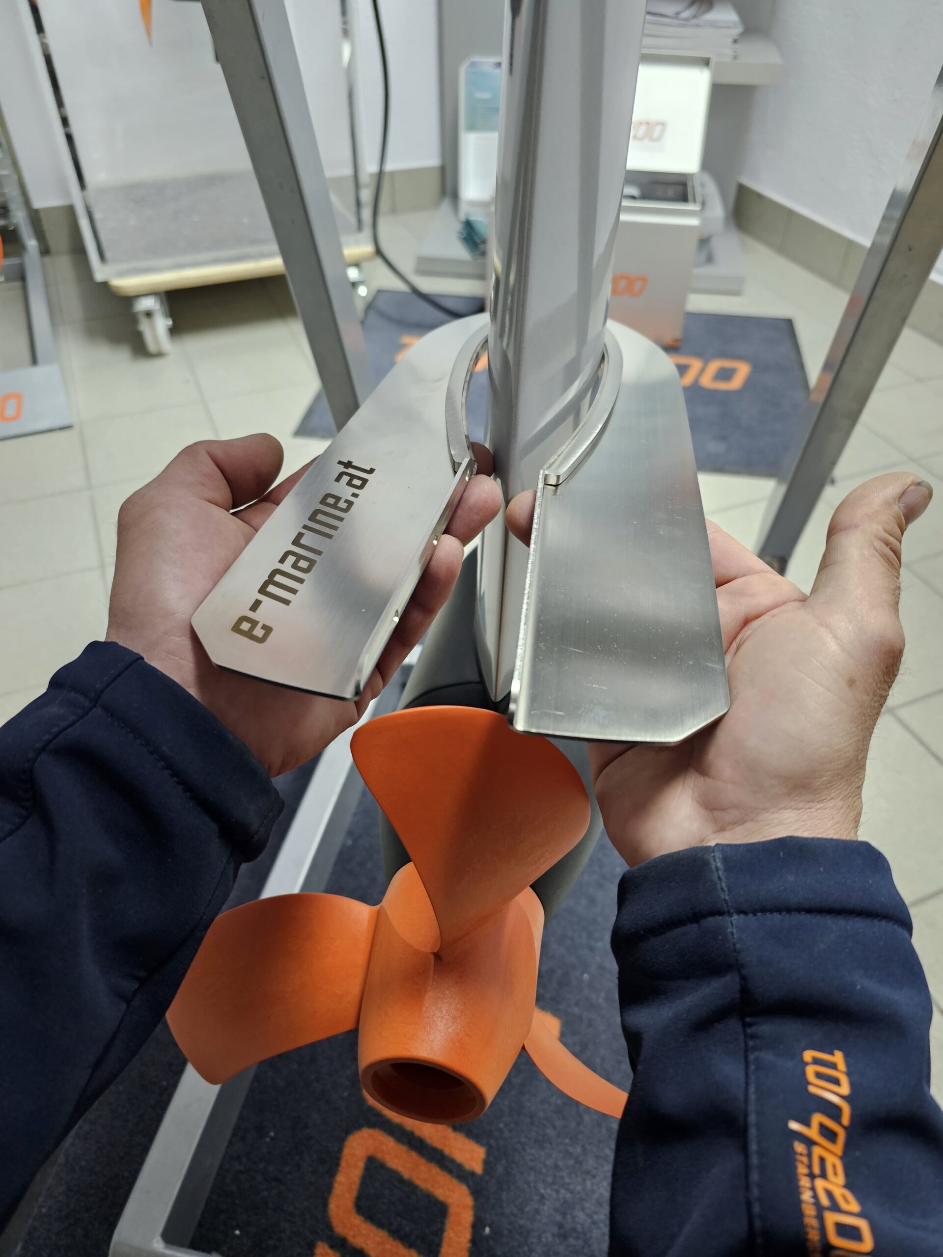 Torqeedo Kavitationsplatte Pro für Torqeedo Cruise Außenborder