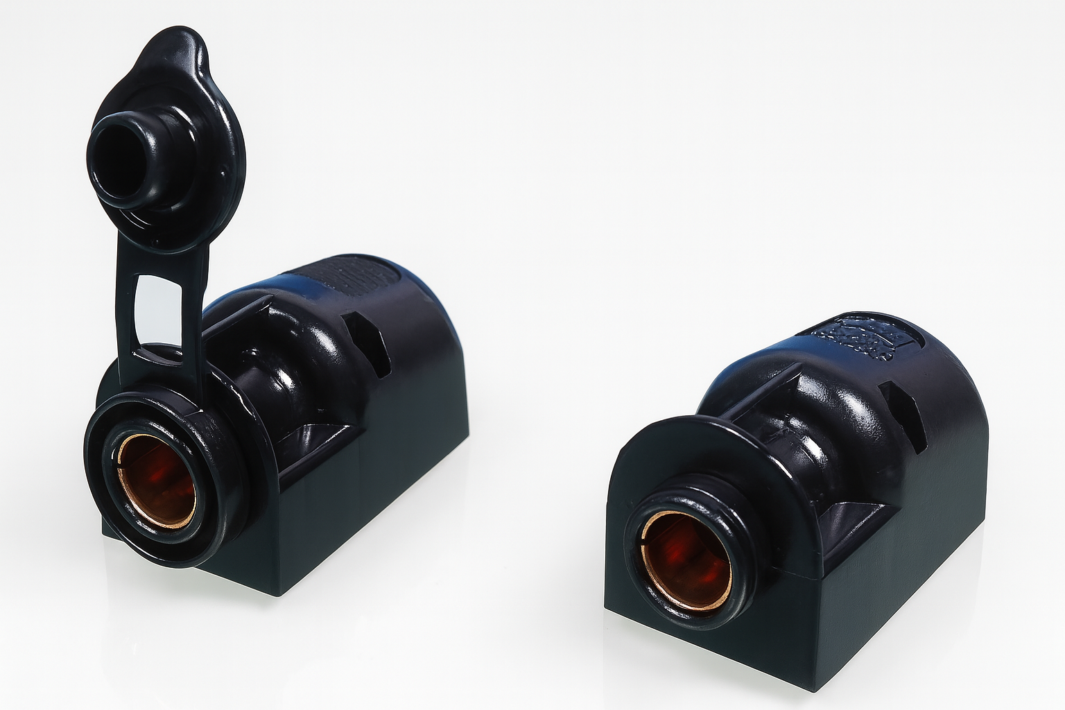 Philippi Aufbausteckdose für DIN-Stecker, 12 V