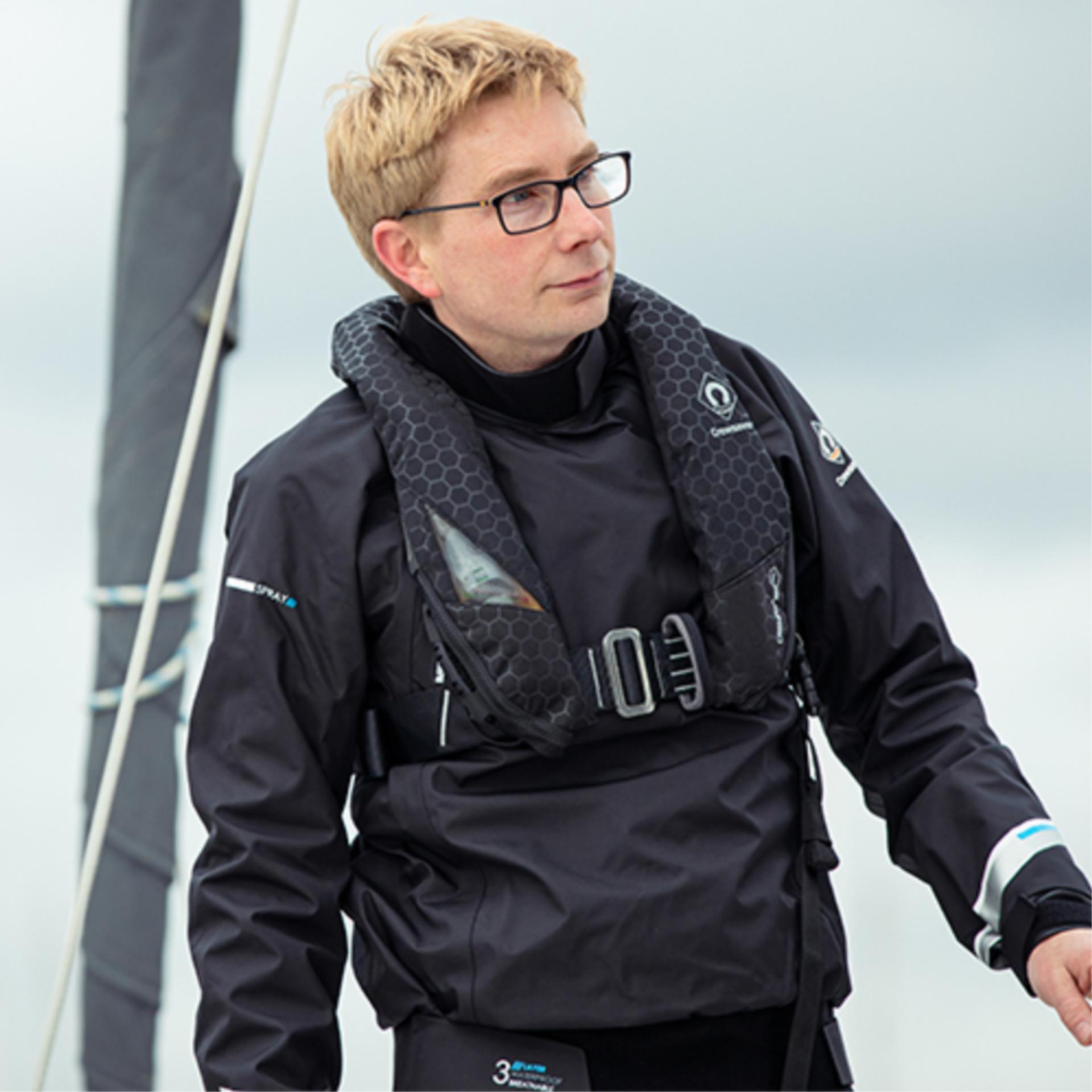 Crewsaver Crewfit+ 180 Pro mit Harness Crewsaver Crewfit+ 180 Pro mit Harness