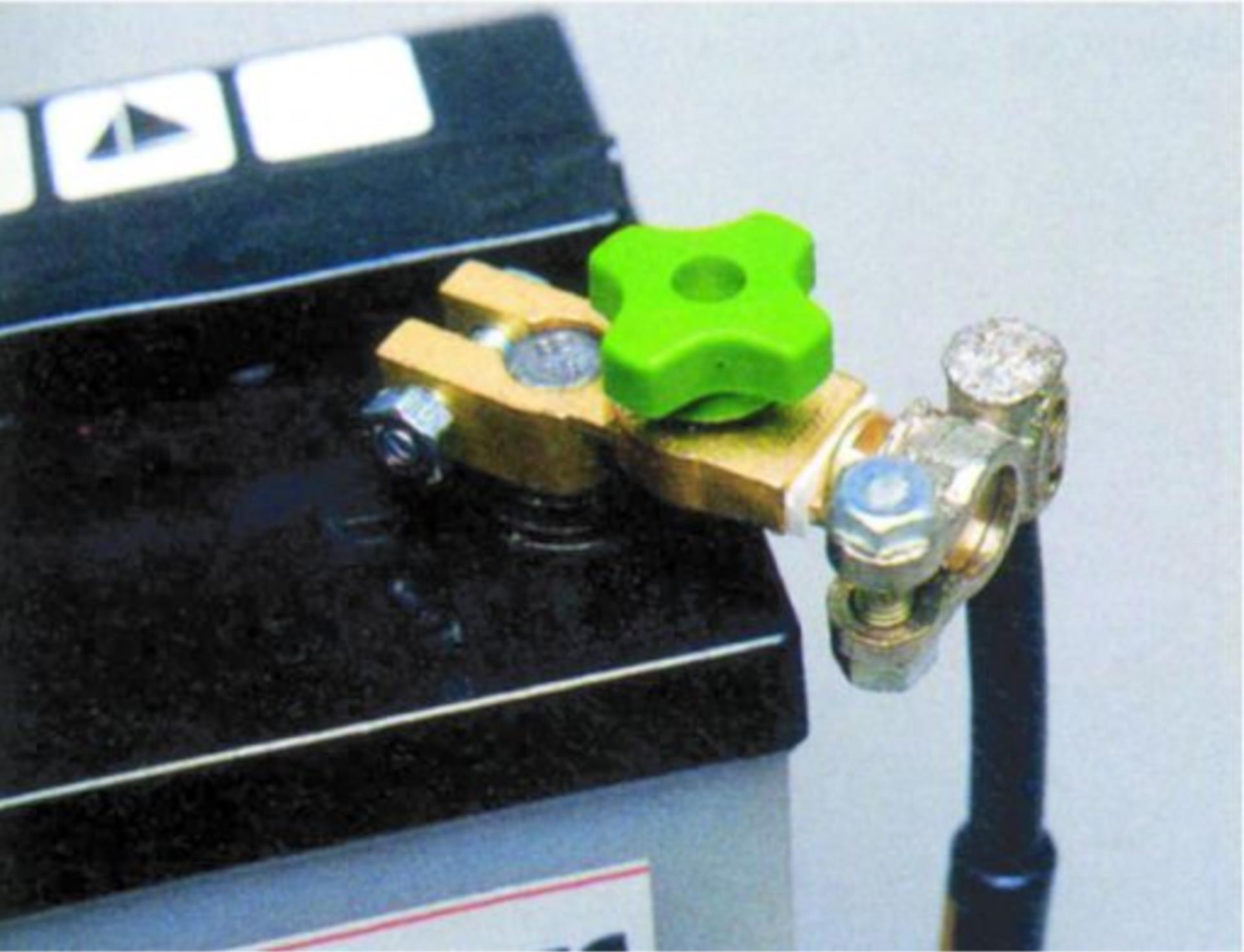 Trem Batteriehauptschalter am Pol