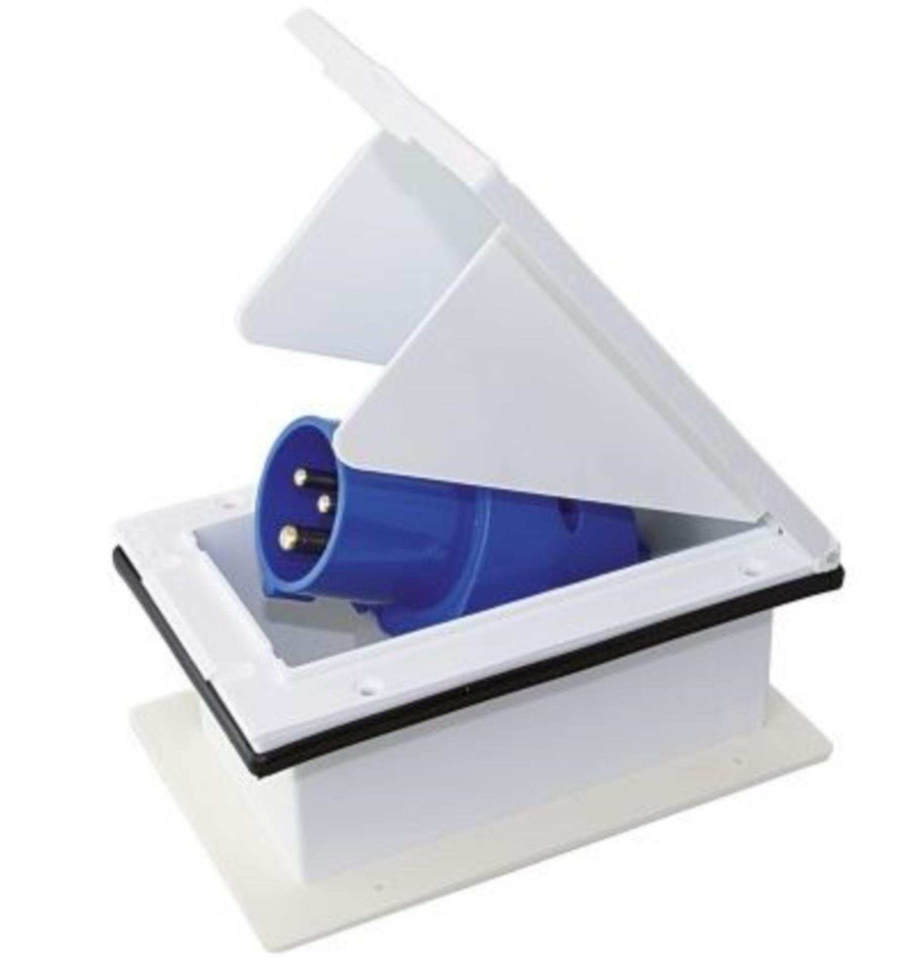 CEE Norm CEE Einbaudose, weiß (rechteckig)