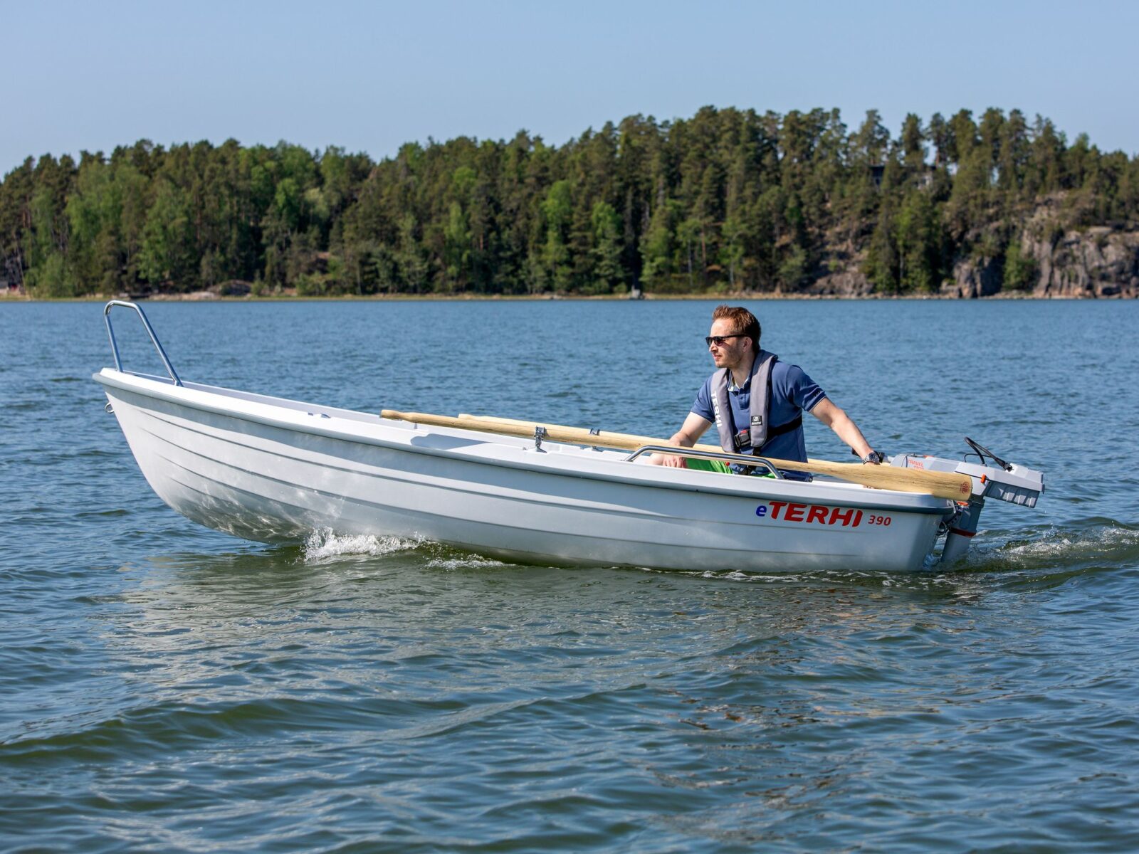 Terhi-390-1-boat-solutions-utting-am-ammersee.jpg